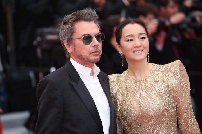 Sao Vô gian đạo bất ngờ tiết lộ bí mật liên quan tới Củng Lợi và người chồng 71 tuổi