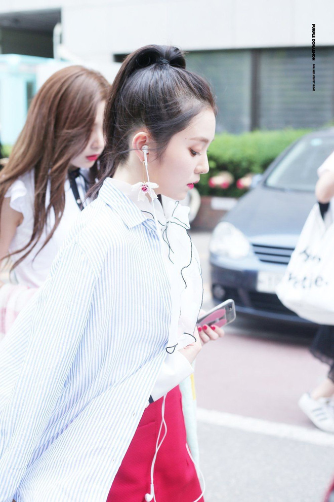 Tóc đuôi ngựa rất trẻ trung nhưng cũng khiến nhiều sao rơi vào cảnh... hói đầu Tóc đuôi ngựa rất trẻ trung nhưng cũng khiến nhiều sao rơi vào cảnh... hói đầu