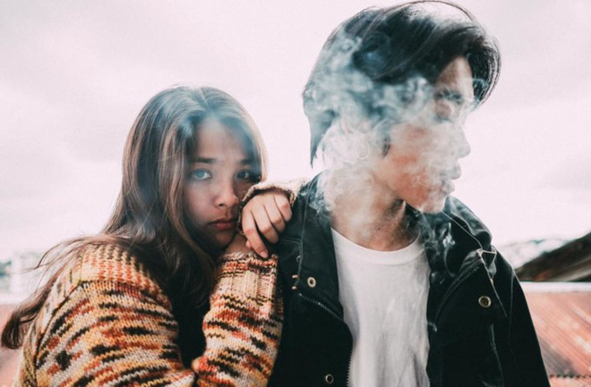 Fangirl từng yêu rapper Khói nay tố anh chàng bội bạc dù đã chia tay 1 năm, Cris Phan tưởng không liên quan lại bị réo tên