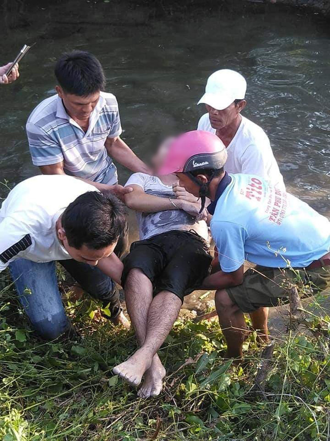 Quảng Nam: Hoảng hồn phát hiện nam thanh niên tử vong dưới mương nước Quảng Nam: Hoảng hồn phát hiện nam thanh niên tử vong dưới mương nước