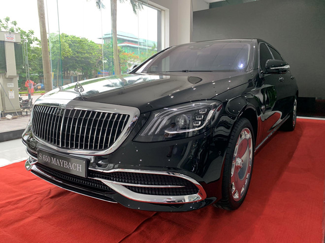 Mercedes-Maybach S 650 2019 giá 15 tỷ đầu tiên VN bán ra tại Nghệ An