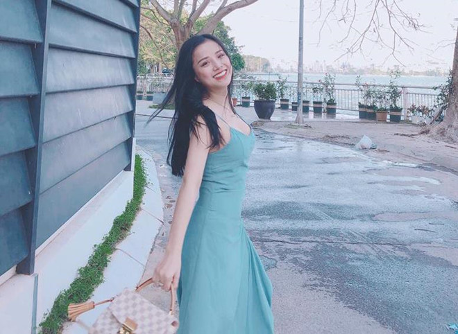 Người yêu cũ thủ môn Lâm Tây khẳng định đã chia tay thì không làm bạn