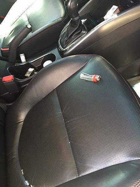 Những vật dụng chết người gây nổ trong ô tô dưới trời 40 độ