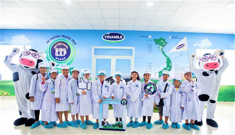 Chuyện hậu trường của mỗi hộp sữa học đường