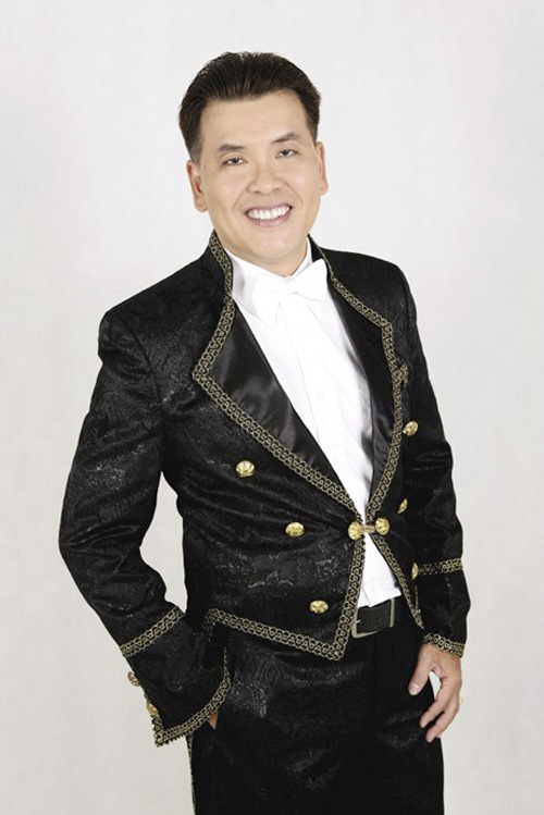 Sau tài tử Lê Tuấn Anh, hàng loạt sao Việt lên tiếng về chuyện Quyền Linh tạm dừng hoạt động vì bị chỉ trích hám danh