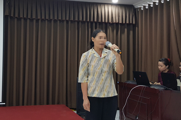 Người phụ nữ Hà Nam phải ngủ với lợn nhiều năm vì chồng nghiện rượu