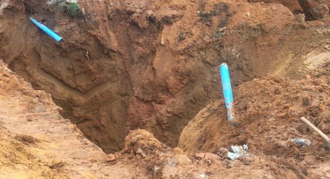 Sập công trình đường ống thoát nước, nam công nhân bị đất vùi lấp tử vong