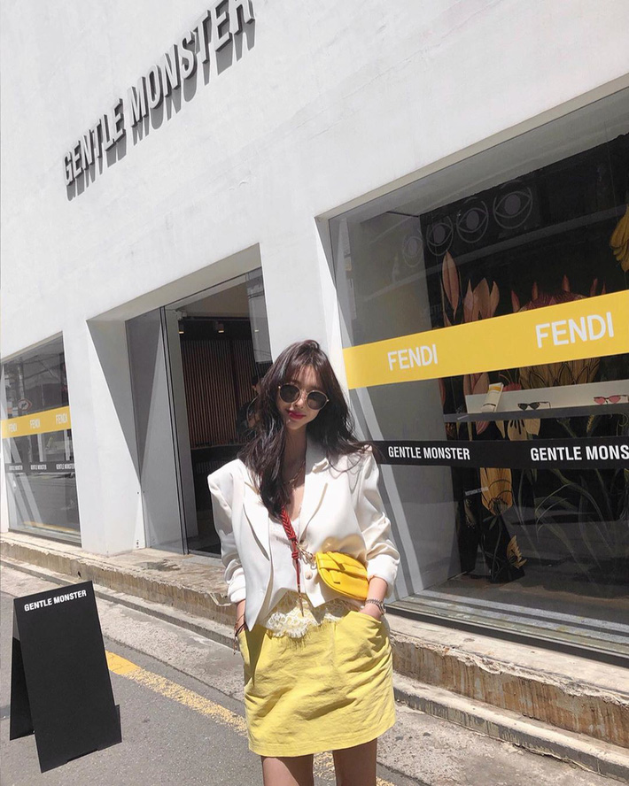 Tranh thủ trời mát, học ngay theo 12 set đồ đơn giản này để khỏi phải nghĩ nhiều hàng ngày