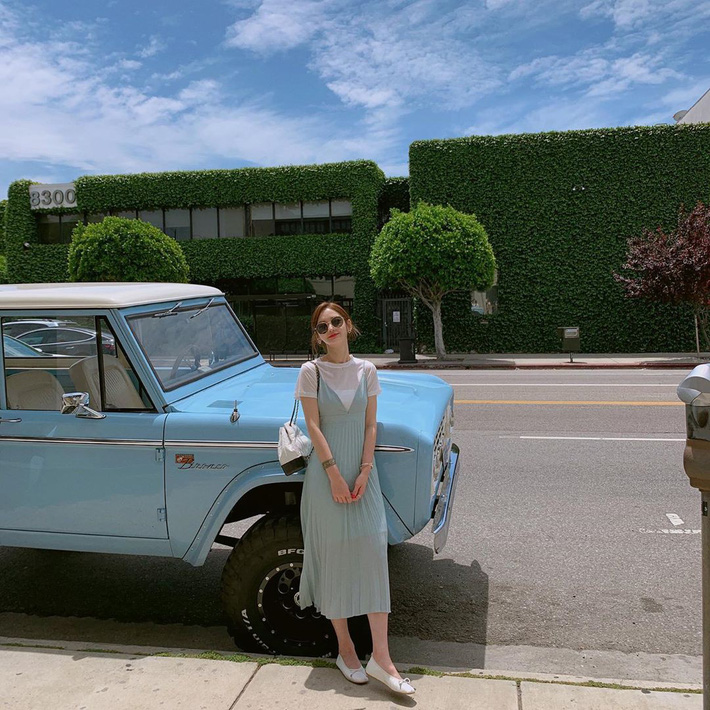 Tranh thủ trời mát, học ngay theo 12 set đồ đơn giản này để khỏi phải nghĩ nhiều hàng ngày