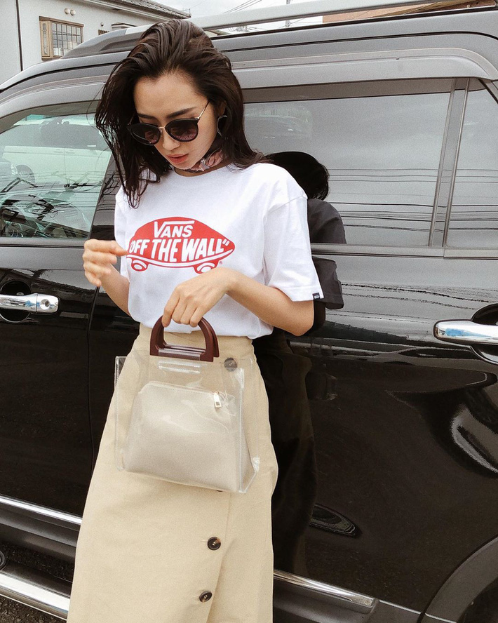 Tranh thủ trời mát, học ngay theo 12 set đồ đơn giản này để khỏi phải nghĩ nhiều hàng ngày