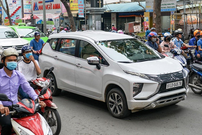 Mitsubishi Xpander chết máy tại ĐN - có cặn làm lỗi bơm nhiên liệu