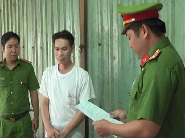 Bị bắt vì đánh con ngất xỉu do chậm tiếp thu bài