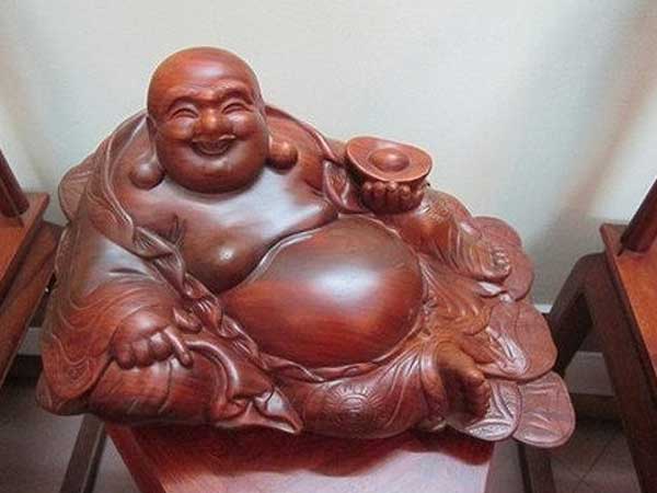 Đúng 0 giờ đặt cái này trong nhà gia chủ gặp hung hóa cát, tiền bạc tự nhiên chảy vào túi tiêu không hết