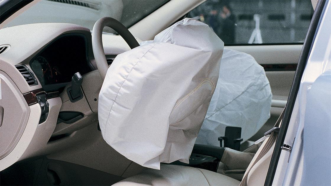 Túi khí trên ôtô và những con số có thể bạn chưa biết
