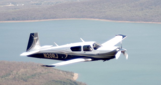 Triệu phú từng mở quỹ từ thiện trẻ em bị phát hiện quan hệ với bé gái 15 tuổi trên phi cơ riêng