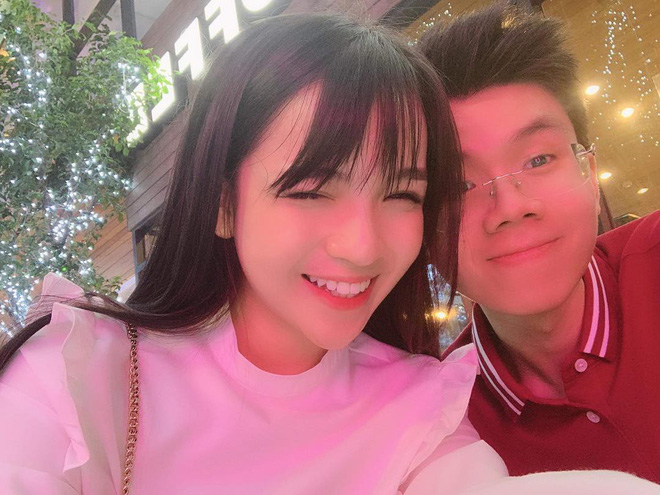 Lãng mạn khi yêu kiểu Rich Kid: Phan Hoàng được bạn gái tận tay trộn hẳn 30 bịch bánh tráng, gửi sang Mỹ ăn cho đỡ thèm