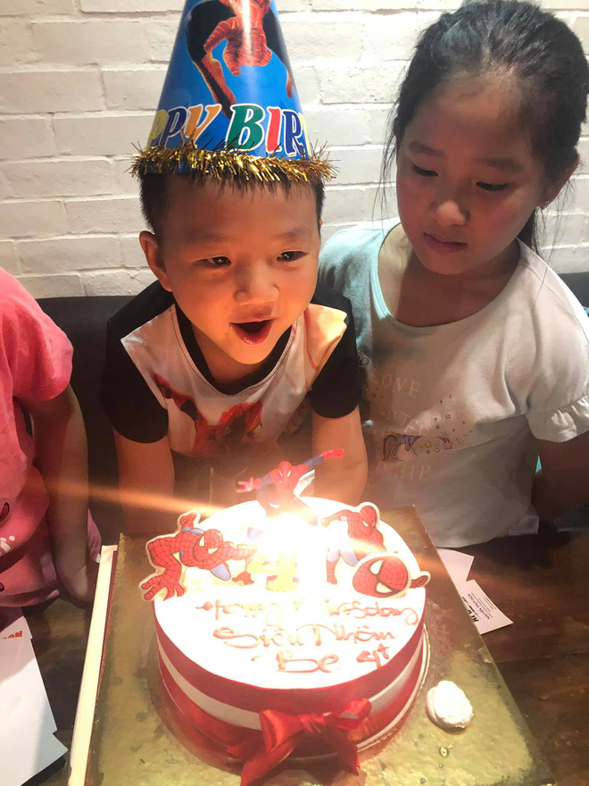 Chí Nhân lần đầu có động thái thân thiết với vợ cũ Thu Quỳnh sau hàng loạt ồn ào hậu ly hôn