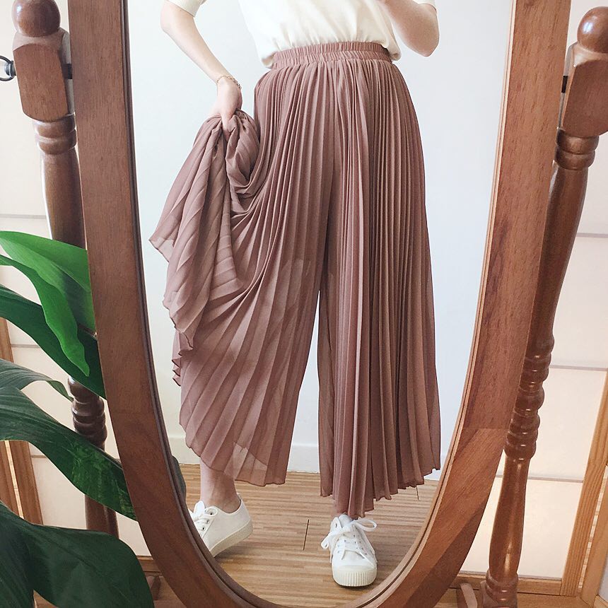 Cả mùa hè, có lẽ chị em chỉ muốn diện 4 kiểu quần siêu nhẹ mát và cực thoải mái này