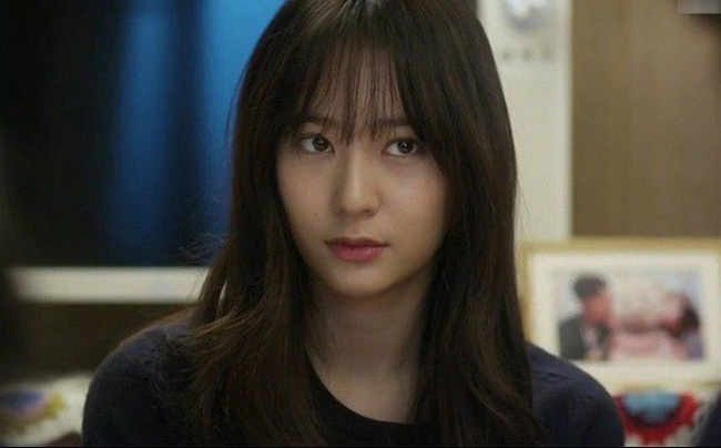 Em chồng xấu tính muốn đi du lịch không mất tiền, tôi giở chiêu khiến cậu ta buộc phải rút hầu bao thì thôi