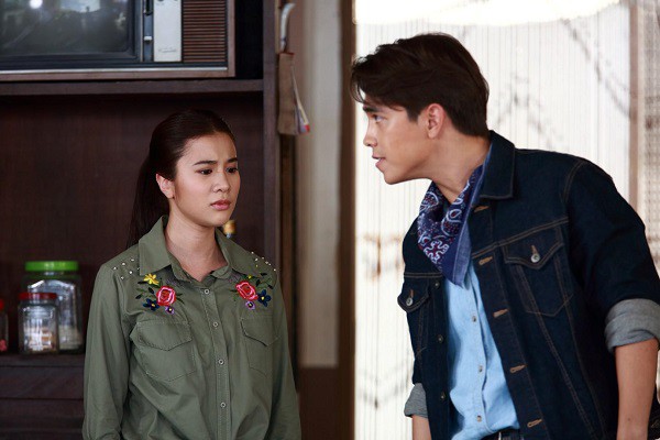 Chồng ép vợ ly hôn rồi đuổi khỏi nhà, không ngờ 5 năm sau cuộc hội ngộ lại thê thảm thế này