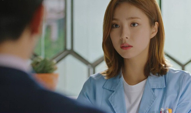 Chồng bỏ người vợ từng đồng cam cộng khổ để lấy gái trẻ, 3 năm sau anh ngậm ngùi nhận quả đắng vì cô vợ mới