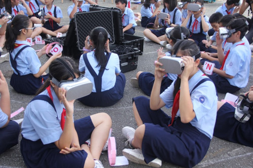 Học sinh hào hứng tiết học với công nghệ 4.0