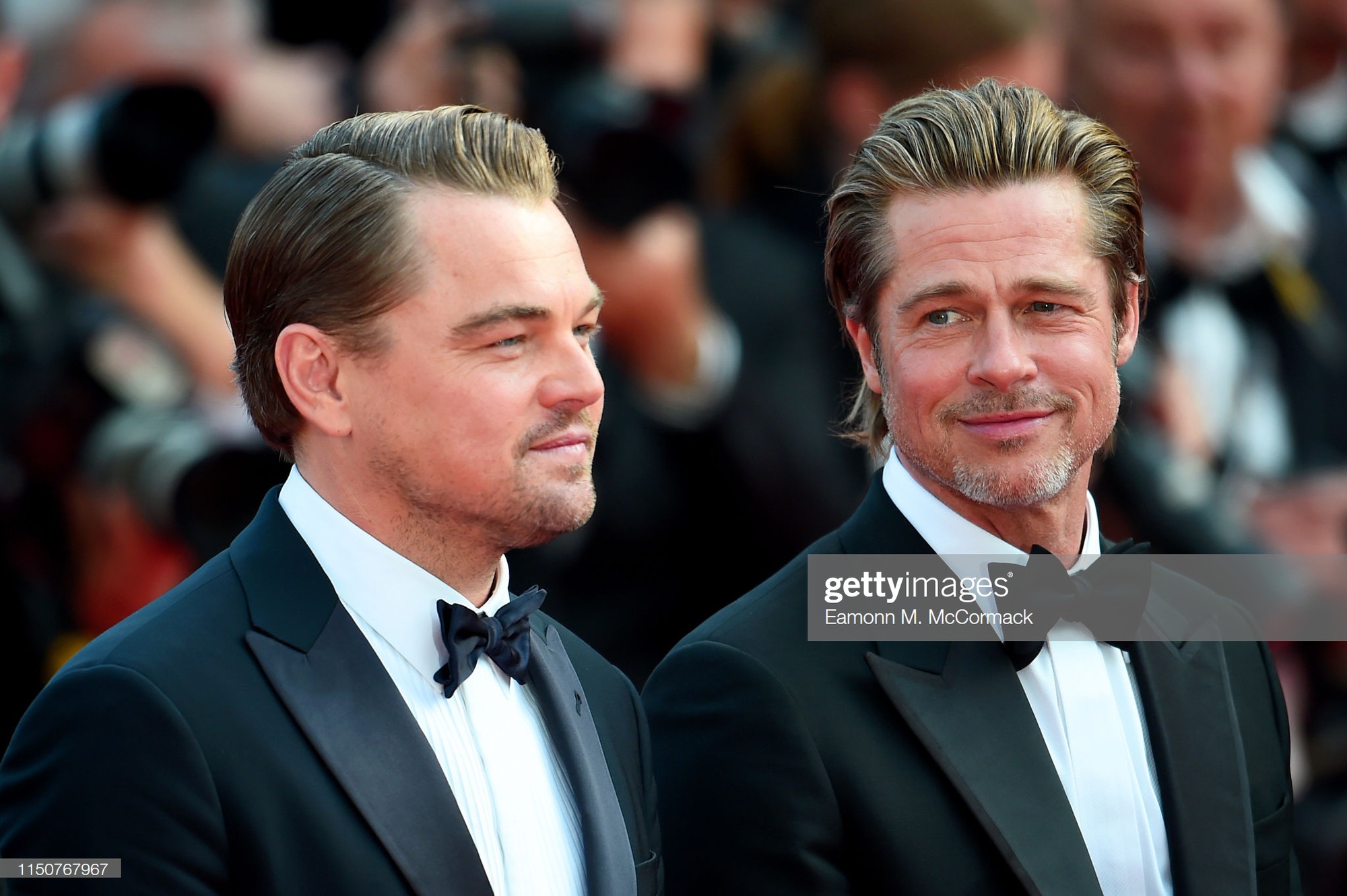 Thảm đỏ Cannes nóng lên từng phút: Brad Pitt - Leonardo lịch lãm ná thở, Chương Tử Di khoe vòng một giành spotlight