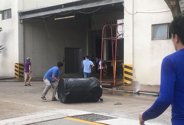 Hiện trường vụ cháy công ty ở Bình Dương: Lửa khói cuồn cuộn cao hàng chục mét