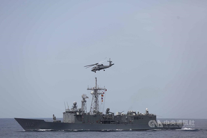 Căng thẳng với Trung Quốc, Đài Loan tập trận bắn đạn thật lớn nhất kể từ 2014