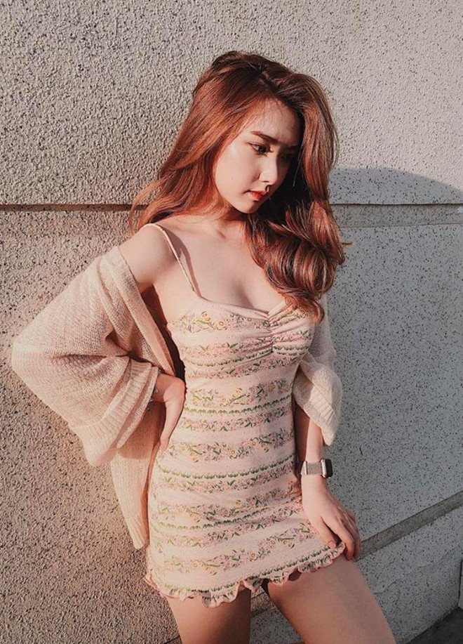 Bạn gái tin đồn của thủ môn Bùi Tiến Dũng ngày càng gợi cảm