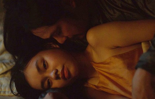 Sau Mỹ, báo Hàn cũng đưa tin phim 'Vợ Ba' dừng chiếu vì cảnh 18+ gây sốc của thiếu nữ 15 tuổi - 2 Sau Mỹ, báo Hàn cũng đưa tin phim 'Vợ Ba' dừng chiếu vì cảnh 18+ gây sốc của thiếu nữ 15 tuổi - 2