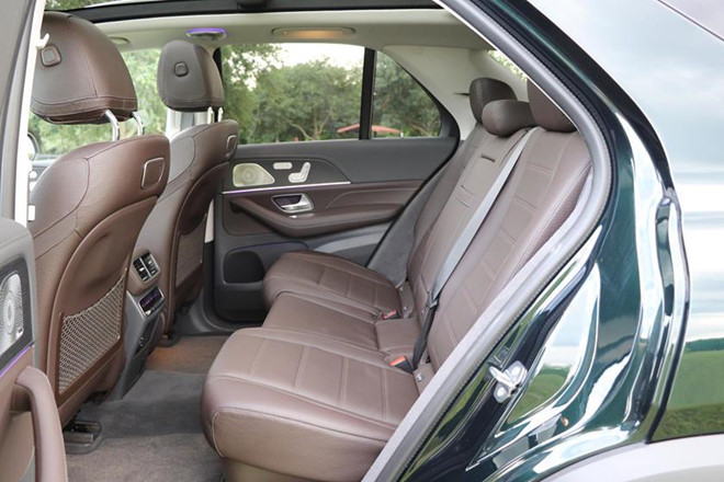 Những tính năng đáng tiền trên Mercedes-Benz GLE 2020