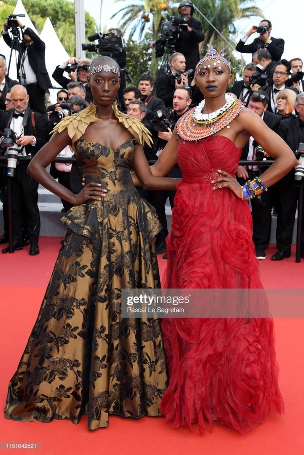 Cận cảnh sự cố tụt váy, lộ hàng trên thảm đỏ Cannes 2019