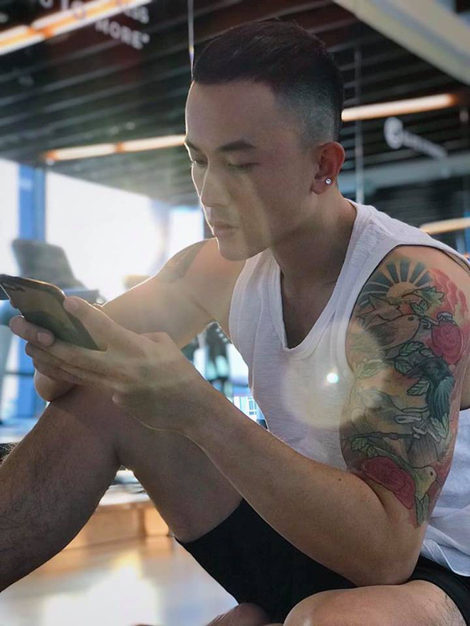 Dàn mỹ nam 'Về nhà đi con': Từ tân binh 10x sở hữu nụ cười toả nắng đến body cực phẩm chuẩn như tạc tượng - 12 Dàn mỹ nam 'Về nhà đi con': Từ tân binh 10x sở hữu nụ cười toả nắng đến body cực phẩm chuẩn như tạc tượng - 12