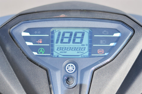 So sánh Yamaha Latte và FreeGo - đánh đổi an toàn lấy tiện lợi