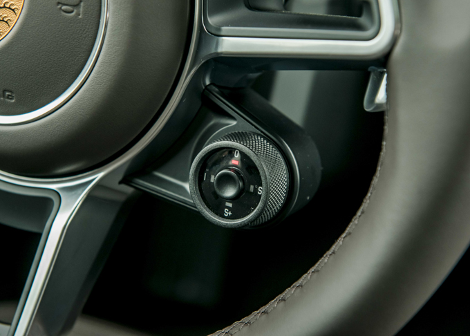 Porsche Macan S - chất gây nghiện cho giới trẻ