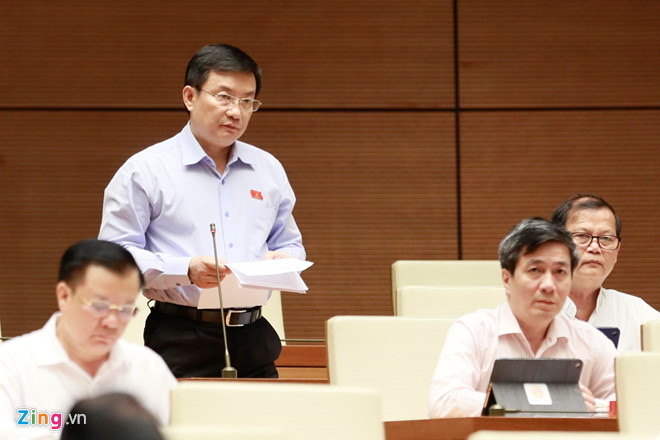 Vì sao điều luật cấm quảng cáo, bán rượu bia trên mạng bị đẩy ra?