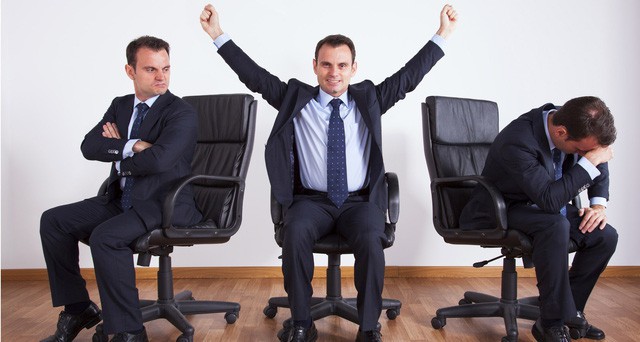 Đời phất lên hay xuống dốc, tất cả đều an bài ở tuổi 35: Từ bỏ được 9 vũng lầy tư duy này, cuộc sống của bạn mới thực sự bắt đầu Đời phất lên hay xuống dốc, tất cả đều an bài ở tuổi 35: Từ bỏ được 9 vũng lầy tư duy này, cuộc sống của bạn mới thực sự bắt đầu