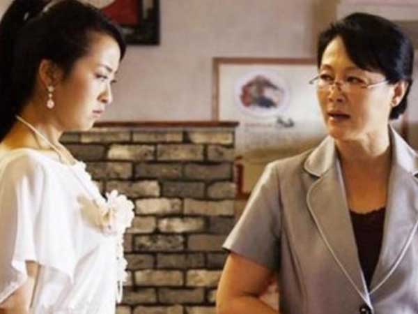 Tôi bị mẹ chồng hắt hủi dù chồng yêu thương hết mực