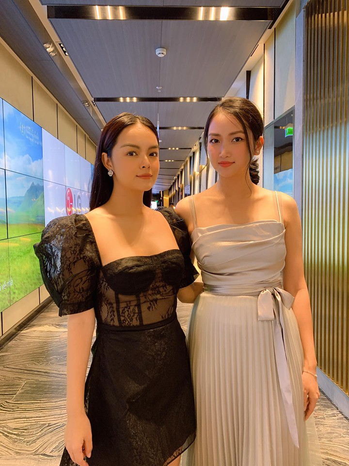 Quen với hình ảnh bỉm sữa, vợ Lam Trường bất ngờ lộng lẫy như 'celeb' nhưng mọi sự chú ý lại đổ dồn vào vòng 2 cực kỳ bất thường - 2 Quen với hình ảnh bỉm sữa, vợ Lam Trường bất ngờ lộng lẫy như 'celeb' nhưng mọi sự chú ý lại đổ dồn vào vòng 2 cực kỳ bất thường - 2
