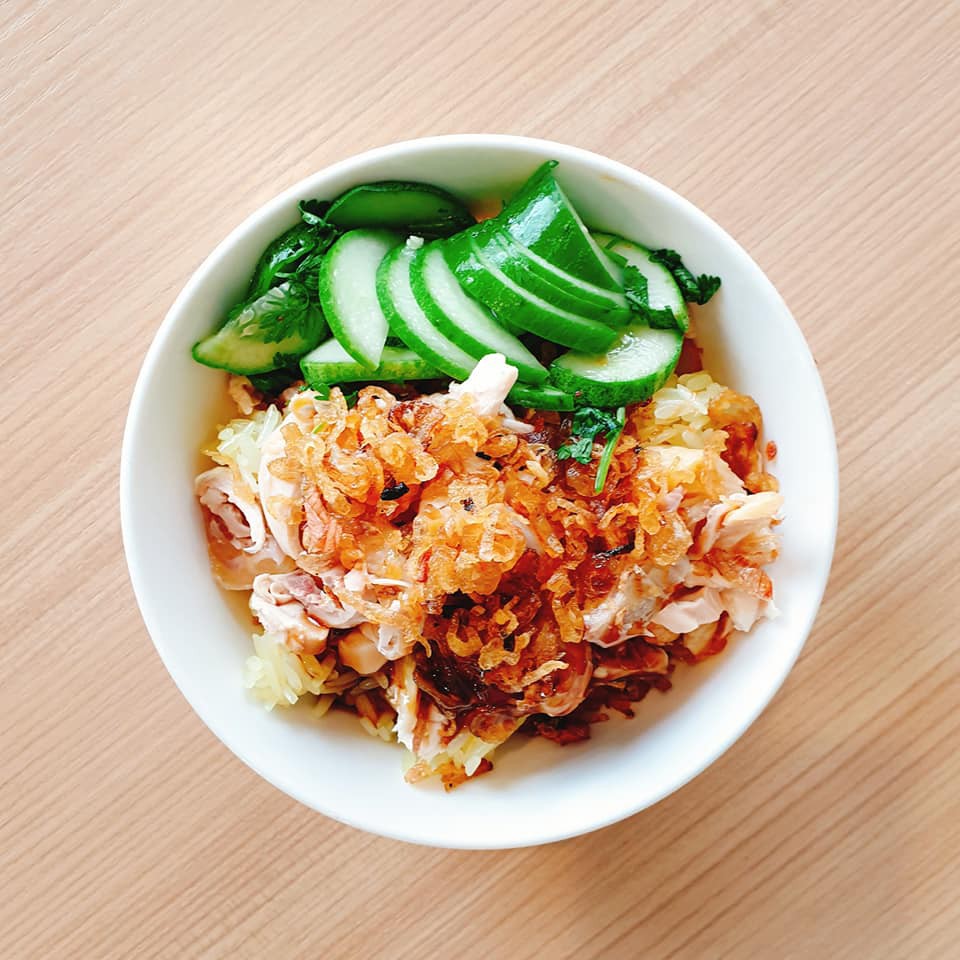 Dân công sở ngày nào cũng đau đầu trưa nay ăn gì, còn chàng trai này lại than tăng cân vì cơm căn tin quá ngon Dân công sở ngày nào cũng đau đầu trưa nay ăn gì, còn chàng trai này lại than tăng cân vì cơm căn tin quá ngon