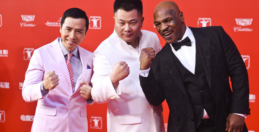 Kẻ trốn nã khét tiếng của Trung Quốc sống phởn phơ ở Mỹ