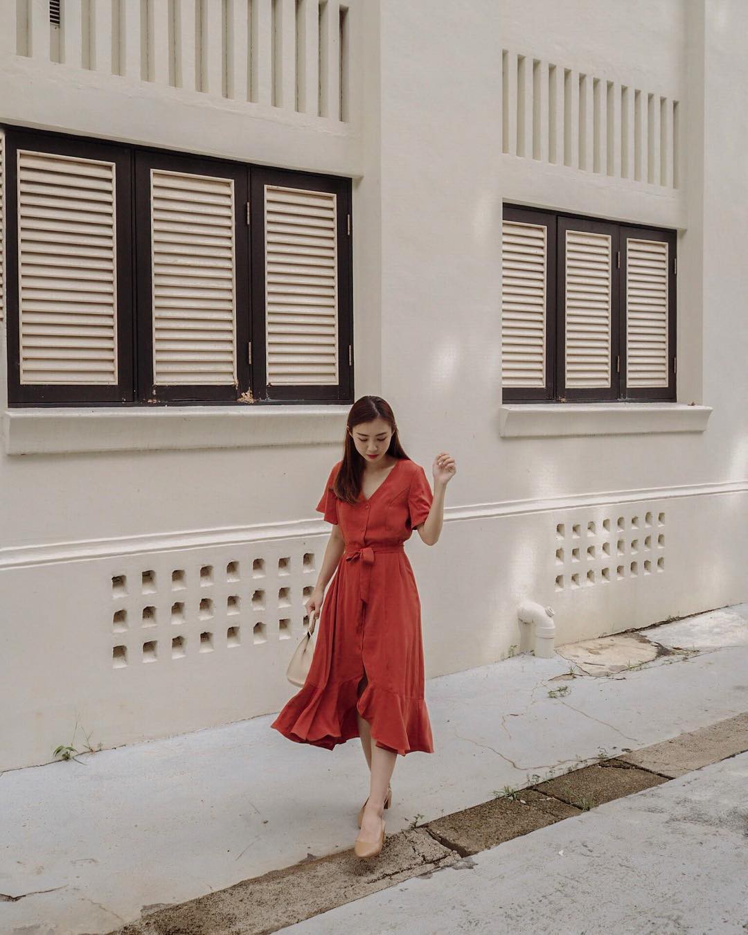 Công nhận là lịch sự nhưng 4 items sau cũng dễ biến bạn thành bà thím nơi công sở