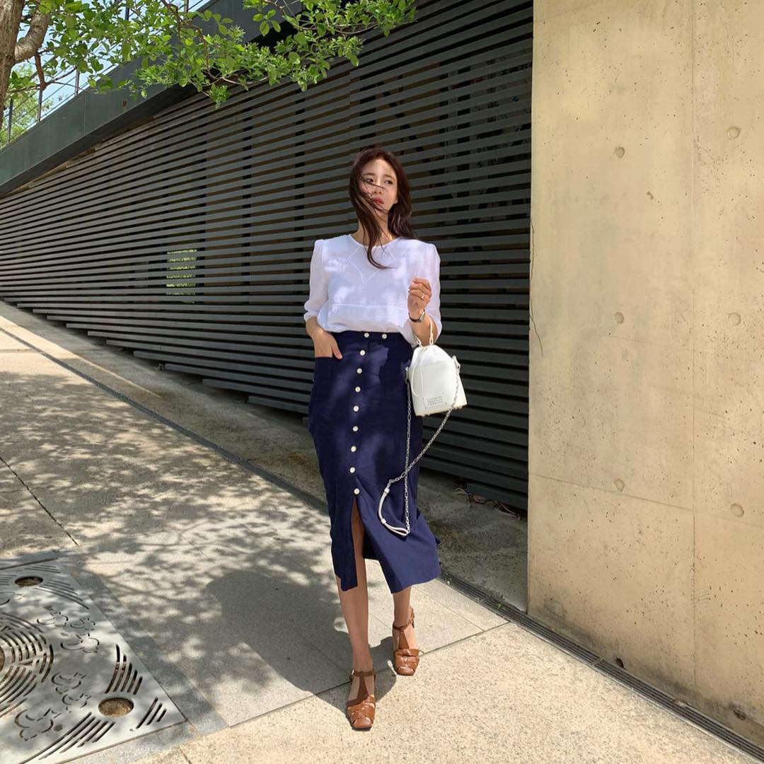 Công nhận là lịch sự nhưng 4 items sau cũng dễ biến bạn thành bà thím nơi công sở