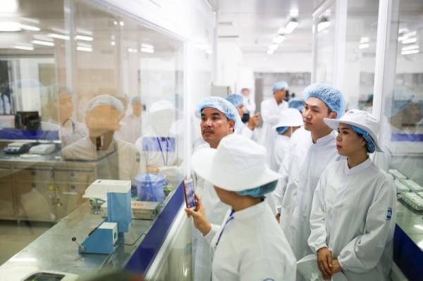 Diễn viên Mạnh Trường: Mong nhiều trẻ em được thụ hưởng chương trình sữa học đường hơn nữa