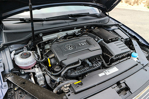 Volkswagen Passat - lựa chọn thú vị cho khách Việt trung niên