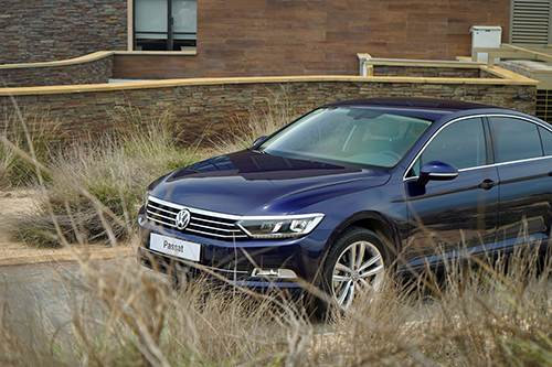 Volkswagen Passat - lựa chọn thú vị cho khách Việt trung niên