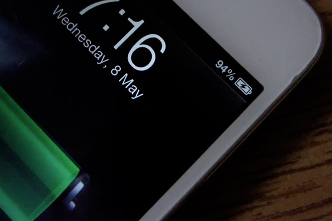 Apple vừa phải ký Apple vừa phải ký