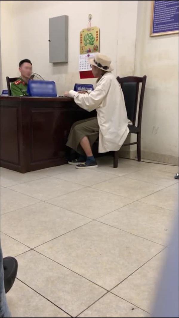 Hot girl Bella mải mê sống ảo trong trung tâm thương mại rồi làm vỡ chiếc bình giá 17 triệu đồng, thái độ sau đó khiến dân mạng bức xúc