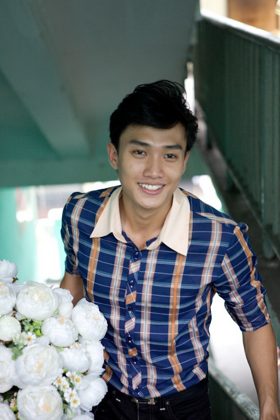 Loạt ảnh chứng minh Vũ Sở Khanh Quốc Trường đã có màn dậy thì cực thành công